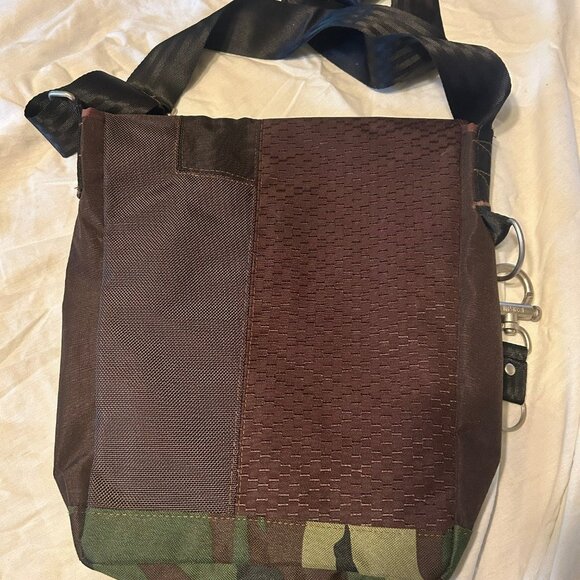 NWOT III Parcel New York, Camo Brown Patchwork Rugged Nylon Chain Messenger Bag - Picture 2 of 5